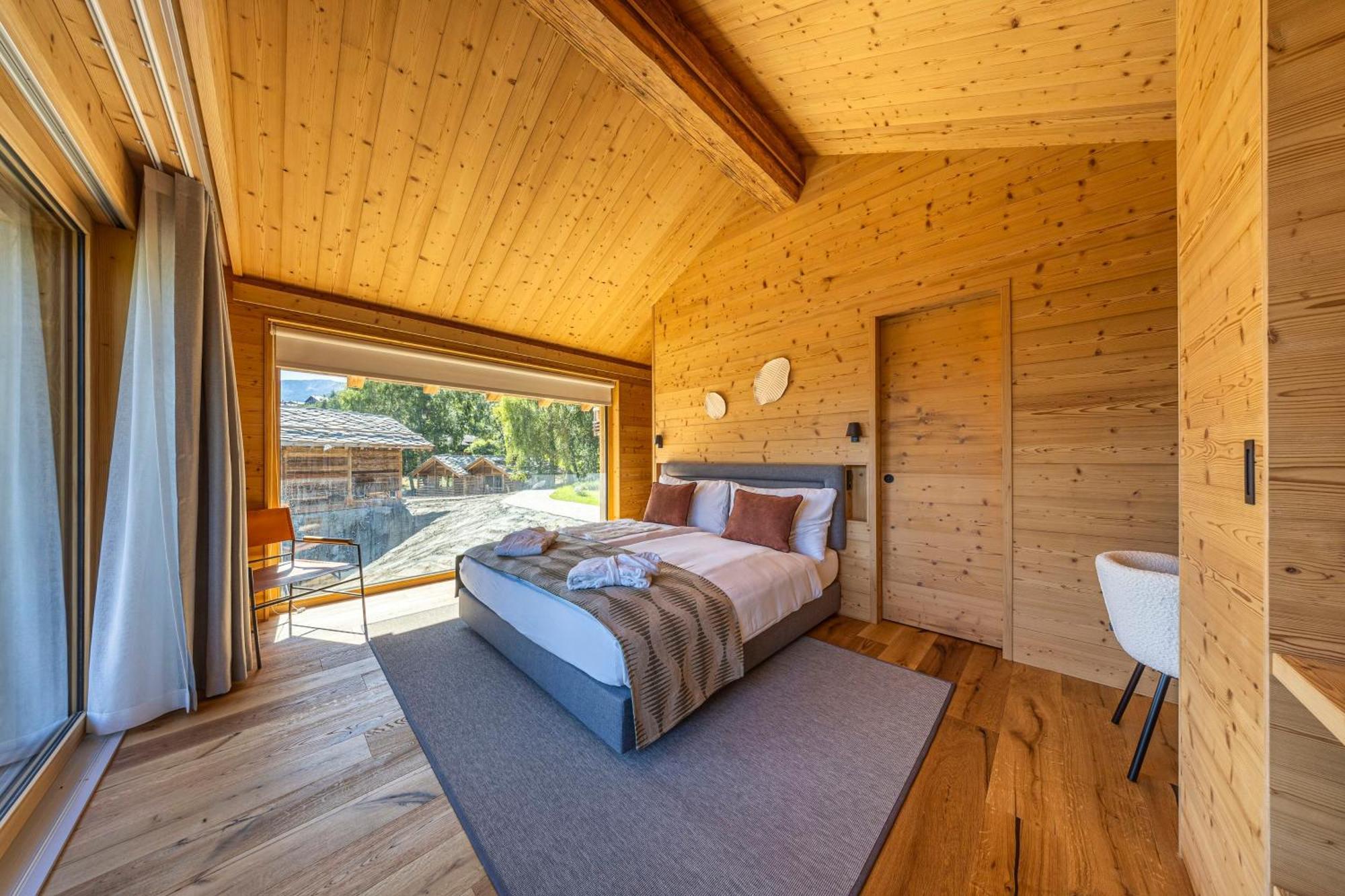 Mad Retreat Hotel 南达 外观 照片