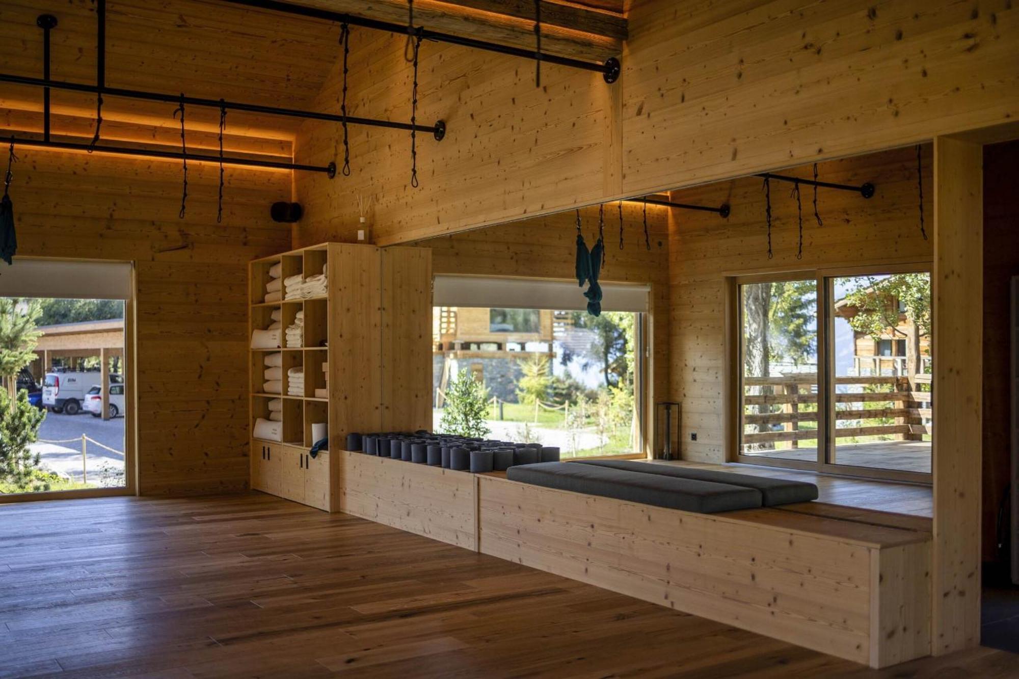 Mad Retreat Hotel 南达 外观 照片