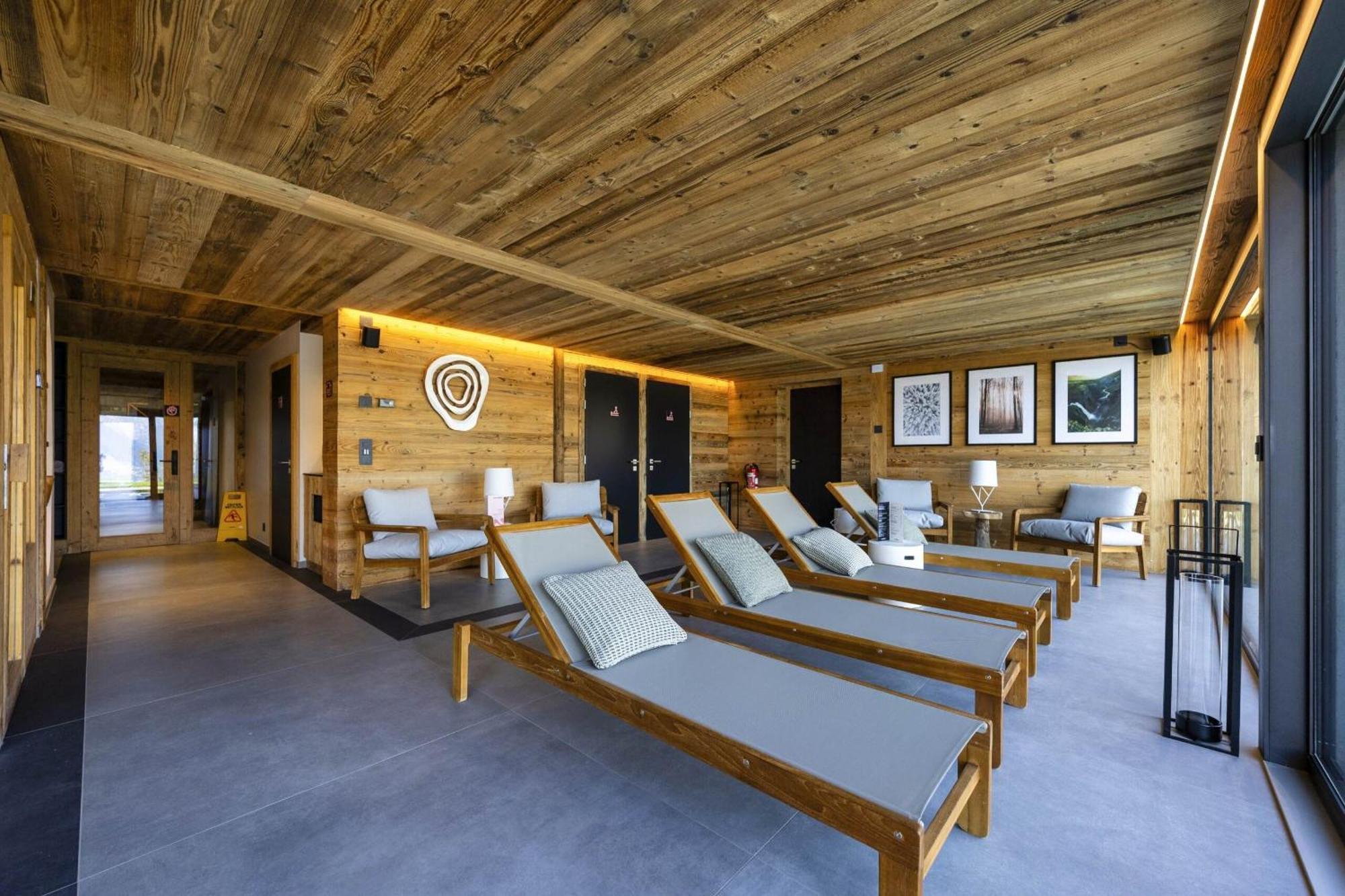 Mad Retreat Hotel 南达 外观 照片